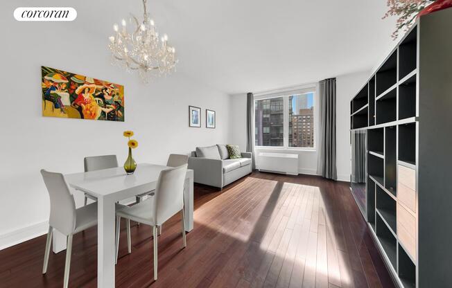 1 bed, 1 bath, 772 sqft, $6,900, Unit 1806