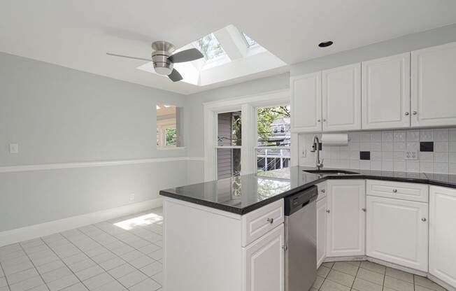 77 WILDWOOD AVE