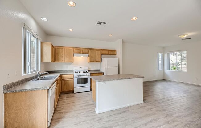 STUNNINGLY UPGRADED! 3 BED, 2.5 BATH