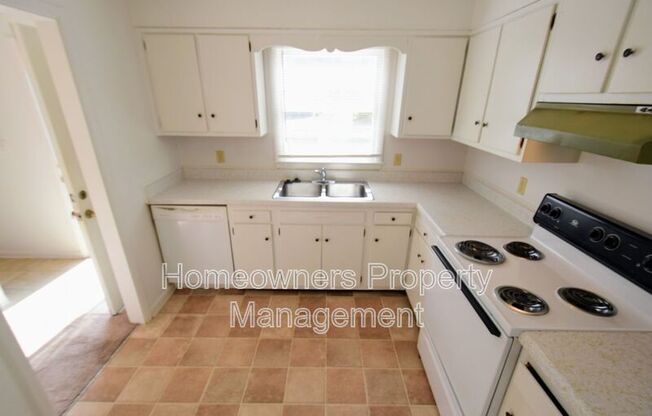 573 WINDING CRK RD