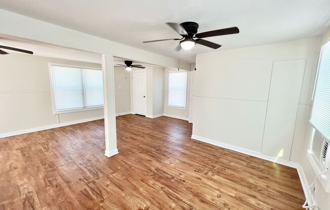 Adorable Studio Home near Bridge Harbor!!!