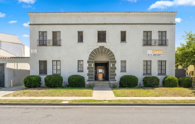 406-408 S. Grevillea Ave.