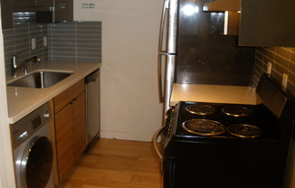 1 bed, 1 bath, $1,350, Unit W50-Apt10