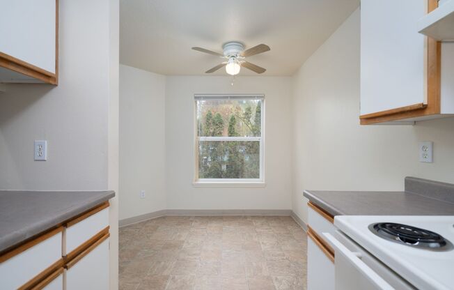 Mountain Crest Apartments