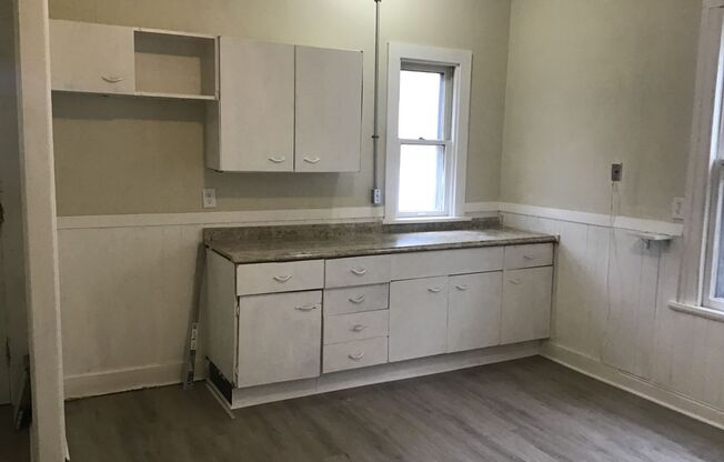 1 bed, 1 bath, $795, Unit Lower