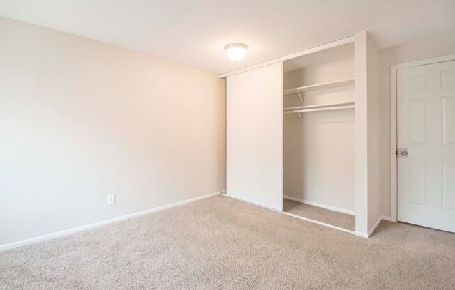 1 bed, 1 bath, 700 sqft, $1,135, Unit 301