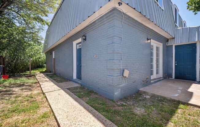 2217 Mission Hill Dr