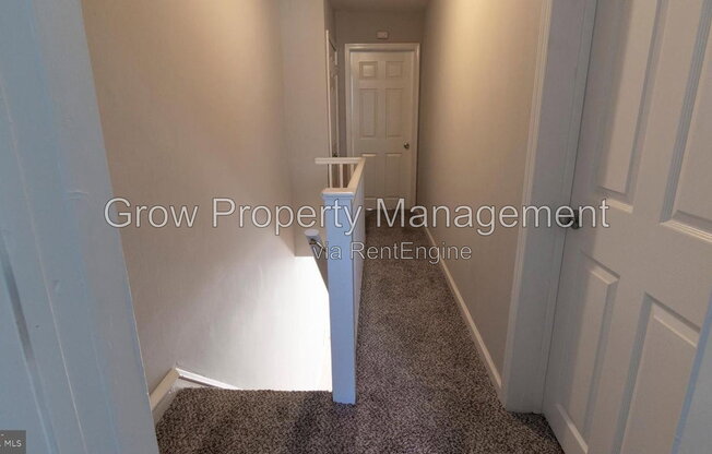 2 beds, 1.5 baths, 1,096 sqft, $1,737