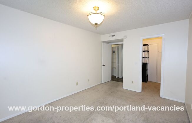 2 beds, 1 bath, $1,495