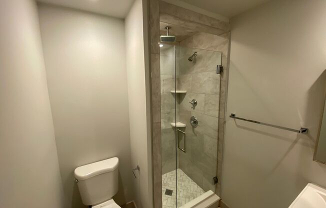 1 bed, 1 bath, 600 sqft, $1,395, Unit 1-8