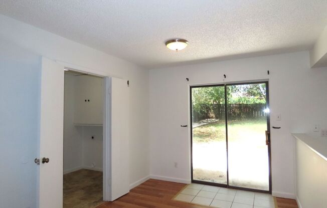 3 beds, 2 baths, $1,595