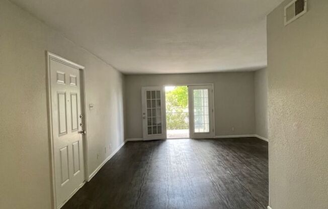2 beds, 2 baths, 931 sqft, $1,195, Unit 05-0502