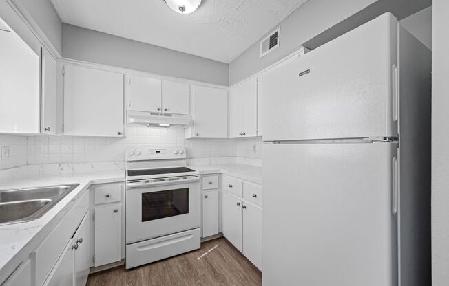 2 beds, 2 baths, 1,020 sqft, $1,695, Unit 101