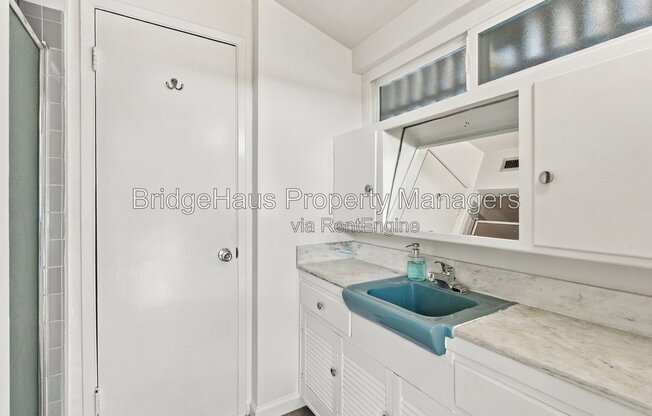 3 beds, 2 baths, 1,492 sqft, $4,200