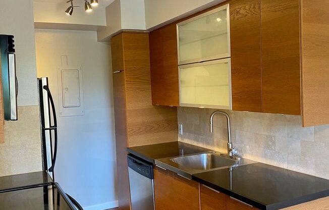 1 bed, 1 bath, 646 sqft, $1,425, Unit 204