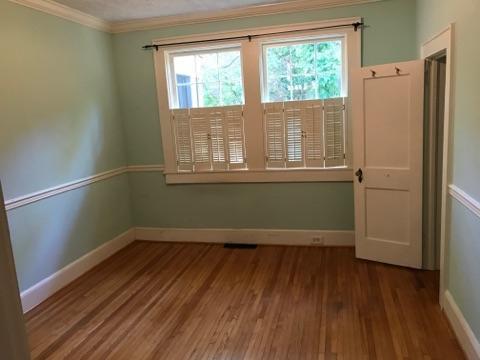 Two bedroom bungalow in Midwood