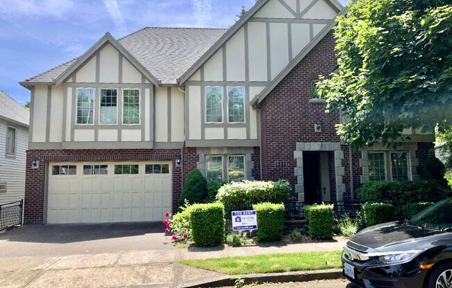 Gorgeous 6 BD* 3 BA* Single Family Home Located In Charming Arbor Meadows In Portland! **Minutes From Lake Oswego