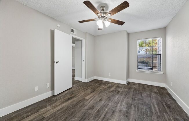 2 beds, 2 baths, 800 sqft, $1,495, Unit 4129