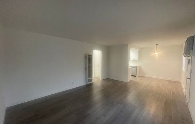 2 beds, 1 bath, 785 sqft, $2,295, Unit UNIT 2