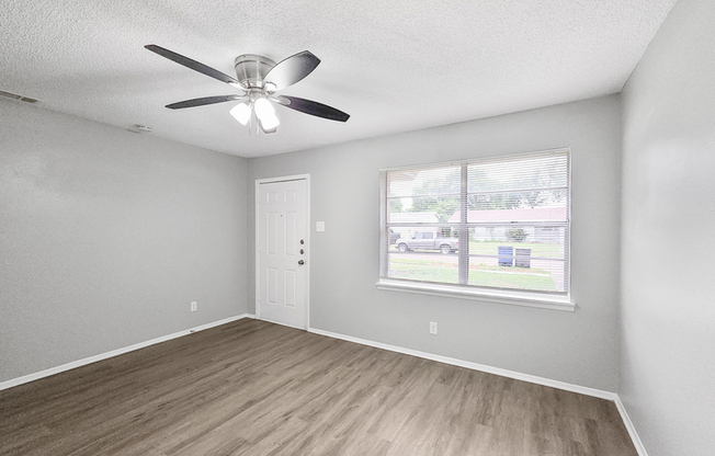 2212 ARCADY LN