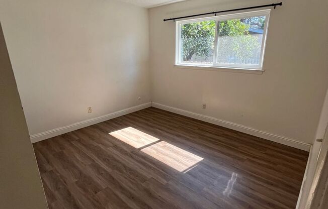 2 beds, 1 bath, 625 sqft, $875