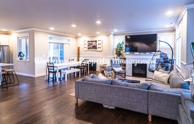 Stunning and Spacious 4-Bedroom in CK area