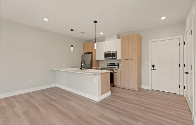 1 bed, 1 bath, 637 sqft, $2,900, Unit 212