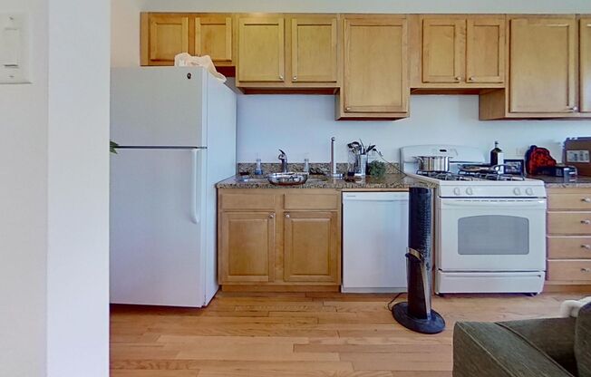 1 bed, 1 bath, 520 sqft, $2,400, Unit 603