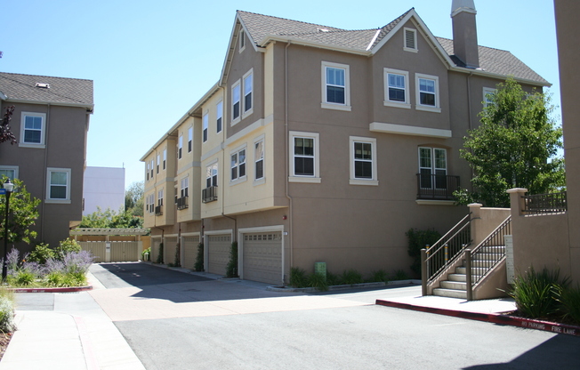 Beautiful Sunnyvale Townhouse!