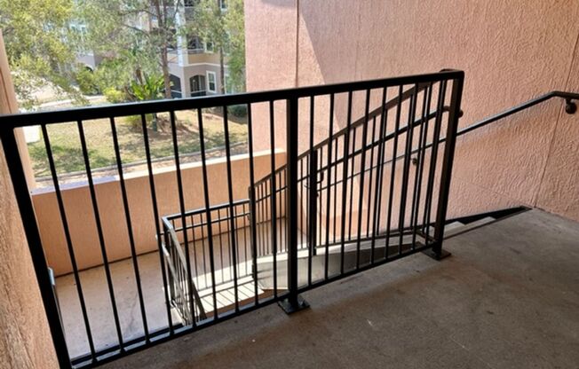 Fabulous 2X2 on 3rd floor(no tenants above)!Water included! MOVE IN JUNE! New Stainless steel appliance!!!