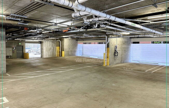 1 bed, 1 bath, 607 sqft, $2,350, Unit 602