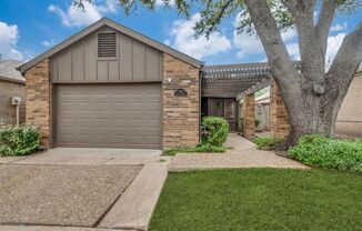 4011 ROSSER SQ