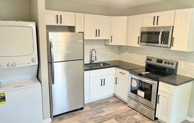 1 bed, 1 bath, 650 sqft, $1,495