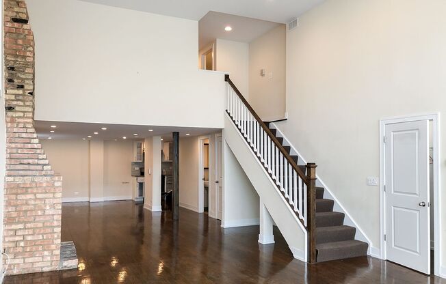 2 beds, 1.5 baths, 1,545 sqft, $3,950, Unit 1210WR-1