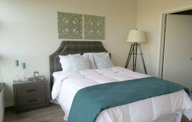 1 bed, 1 bath, 692 sqft, $1,845, Unit 604