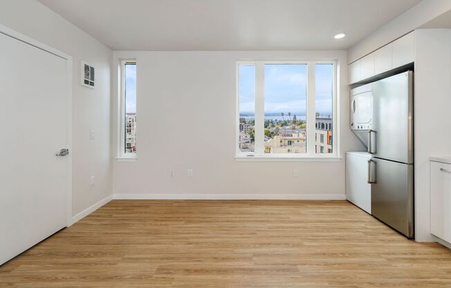1 bed, 1 bath, 400 sqft, $3,050, Unit 601