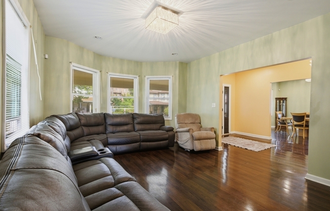 2101 ALLENDALE RD