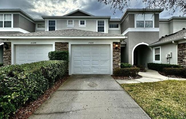 19210 STONE HEDGE DR