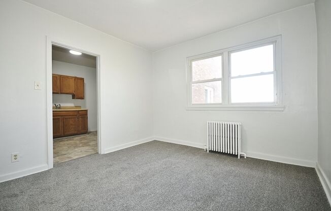 2 beds, 1 bath, 750 sqft, $1,000, Unit 2939 Freeland Street