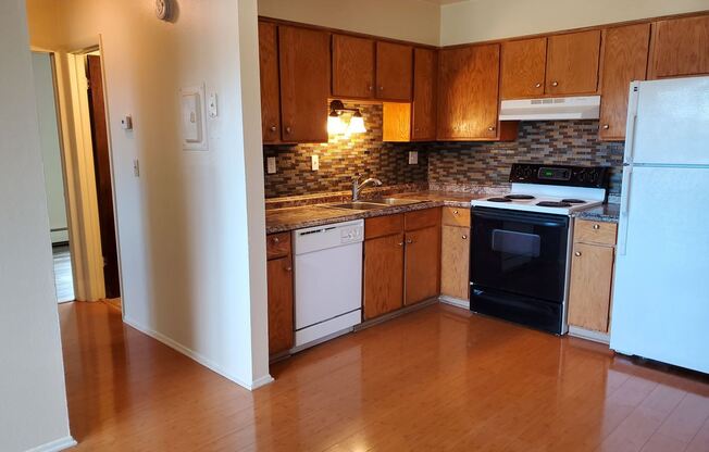 848 East Kiowa St.
