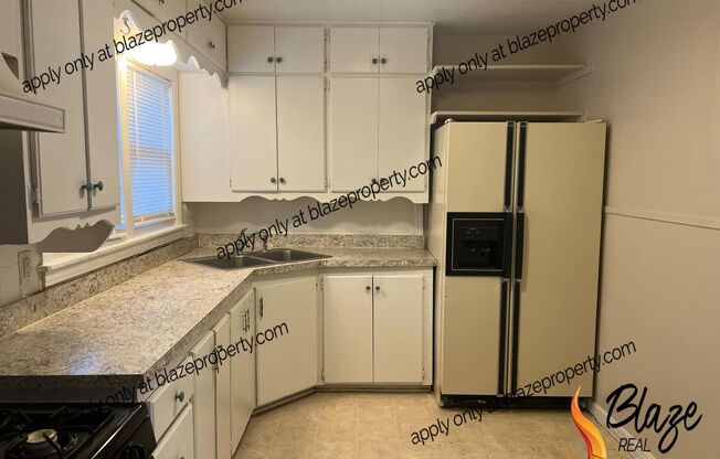 2 beds, 1 bath, $985