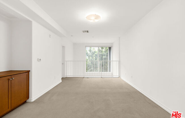 2 beds, 2 baths, 1,240 sqft, $3,500, Unit 243