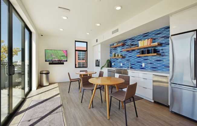 1 bed, 1 bath, 672 sqft, $3,195, Unit 507