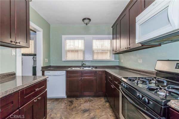 2 beds, 2 baths, 1,400 sqft, $2,700