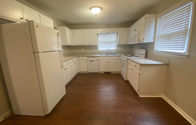 1705 TOLL GATE RD