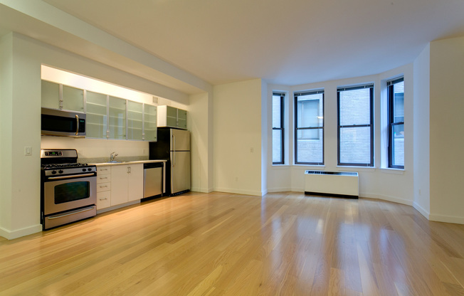 1 bed, 1 bath, 13,437 sqft, $3,800, Unit 20D