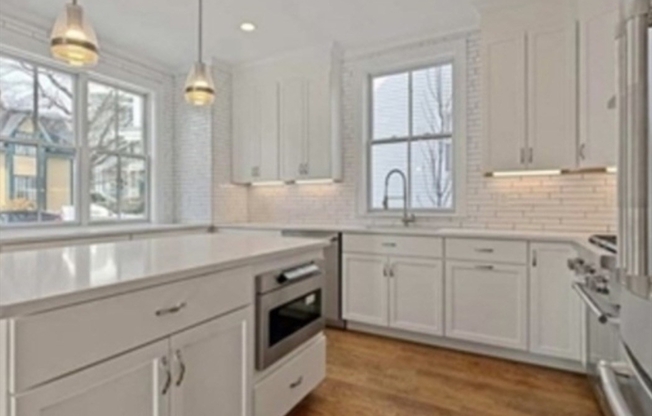 17 PORTER ST