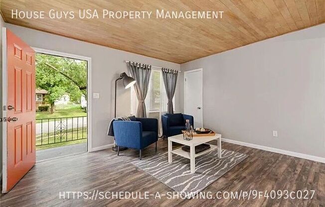10404 TULLIS AVE