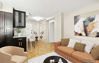 211 E 53rd Street