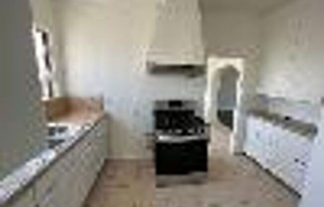 200 N Maple Ave